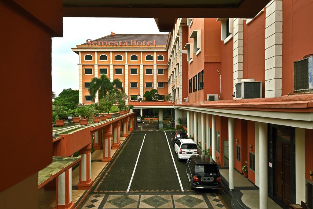 Semesta Heritage Hotel & Convention Σεμαράνγκ Εξωτερικό φωτογραφία