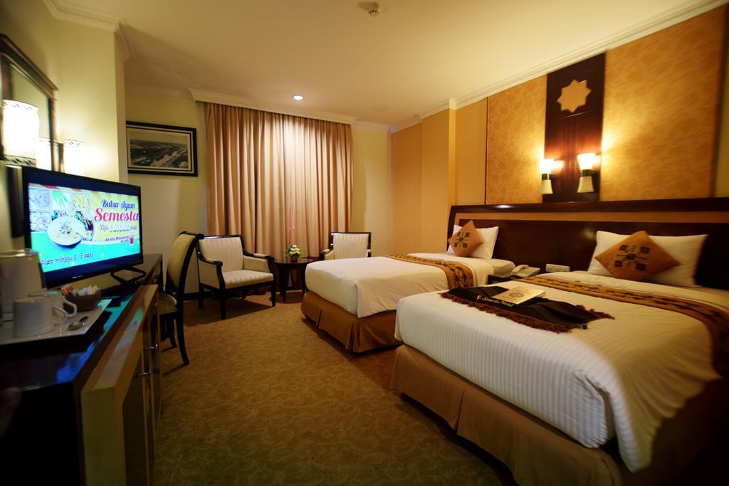 Semesta Heritage Hotel & Convention Σεμαράνγκ Εξωτερικό φωτογραφία