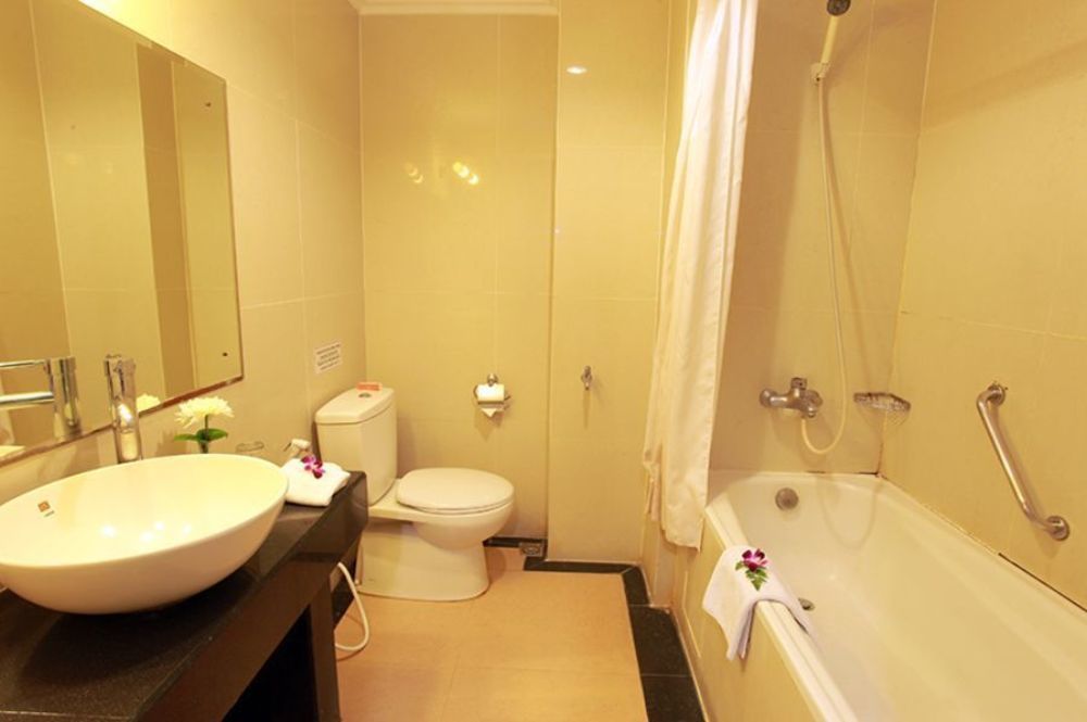 Semesta Heritage Hotel & Convention Σεμαράνγκ Εξωτερικό φωτογραφία