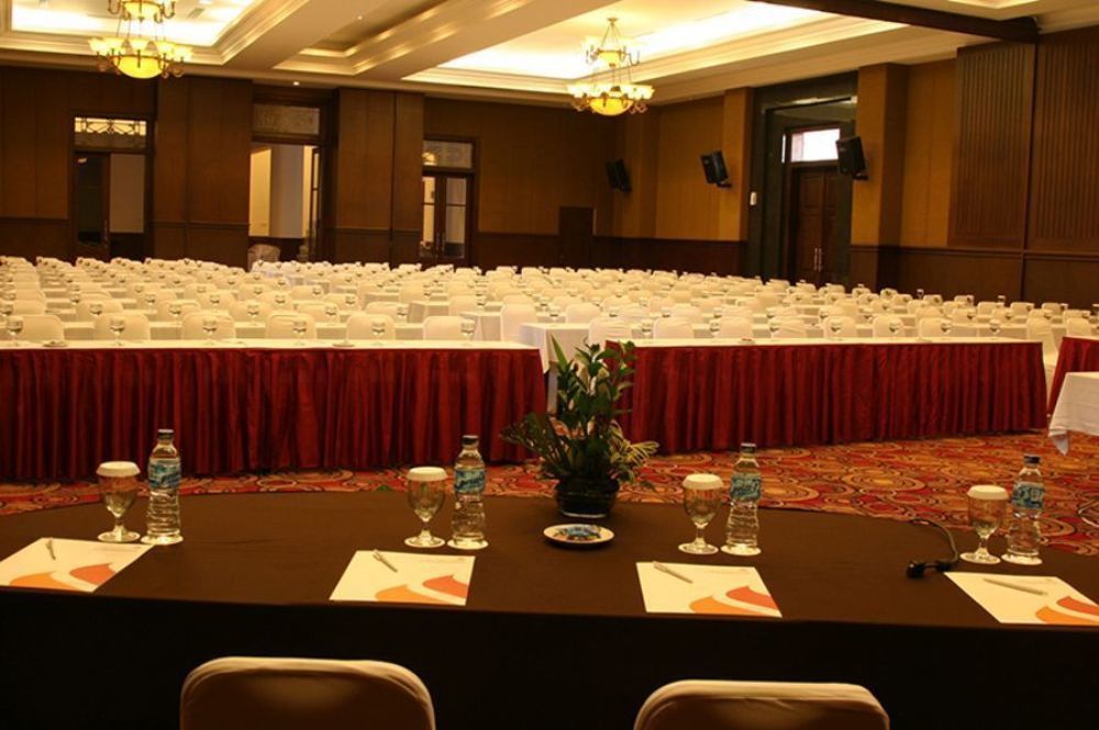 Semesta Heritage Hotel & Convention Σεμαράνγκ Εξωτερικό φωτογραφία