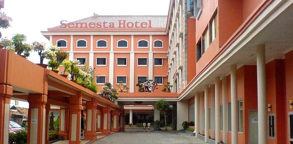 Semesta Heritage Hotel & Convention Σεμαράνγκ Εξωτερικό φωτογραφία