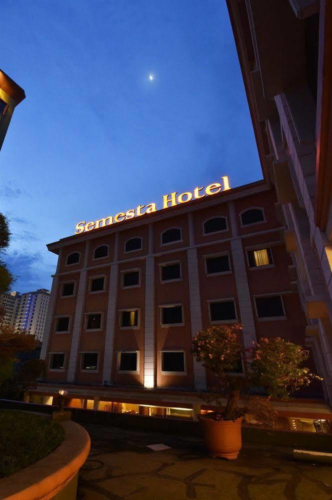 Semesta Heritage Hotel & Convention Σεμαράνγκ Εξωτερικό φωτογραφία
